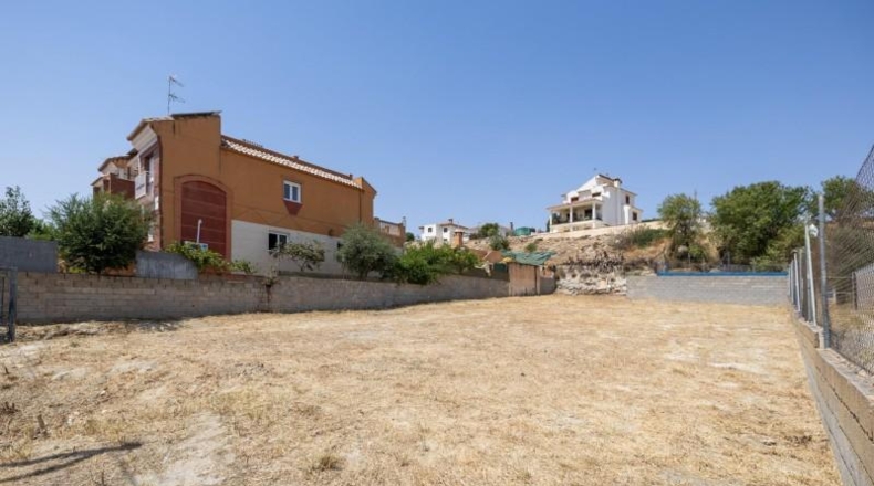 Granada - Alhendín - 645m2