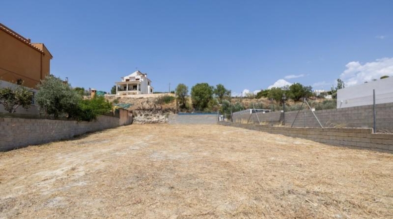 Granada - Alhendín - 645m2