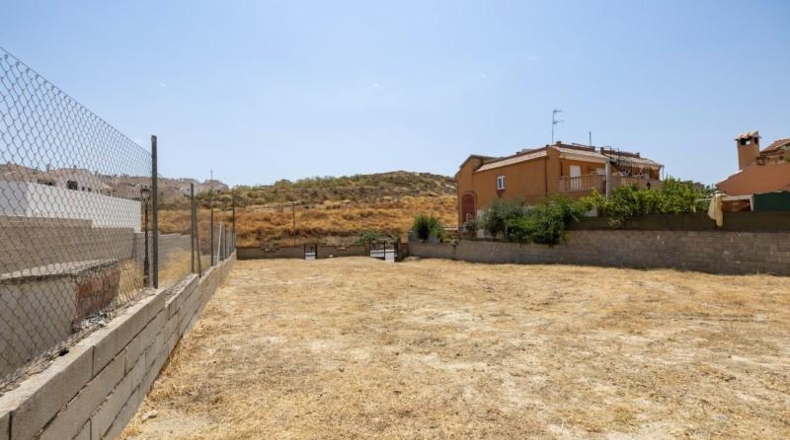 Granada - Alhendín - 645m2