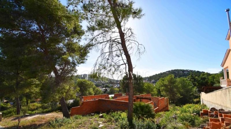 Barcelona - Canyelles - 770m2