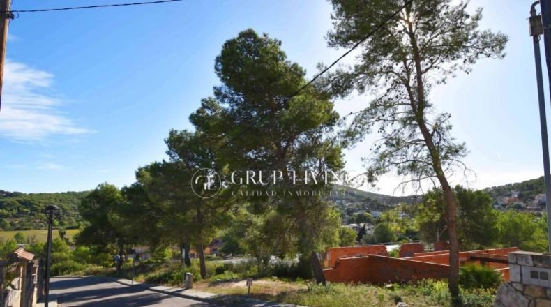 Barcelona - Canyelles - 770m2