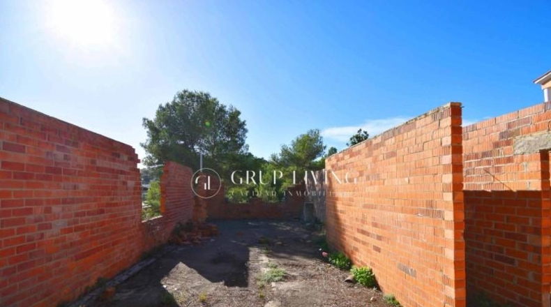 Barcelona - Canyelles - 770m2