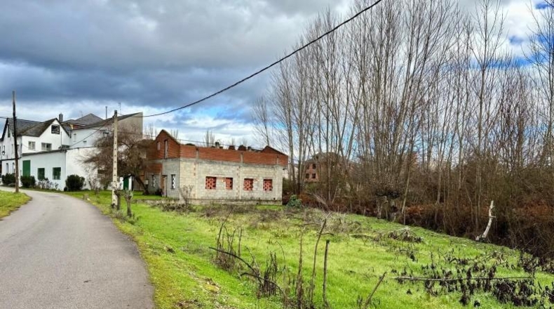 León - Cacabelos - 1300m2