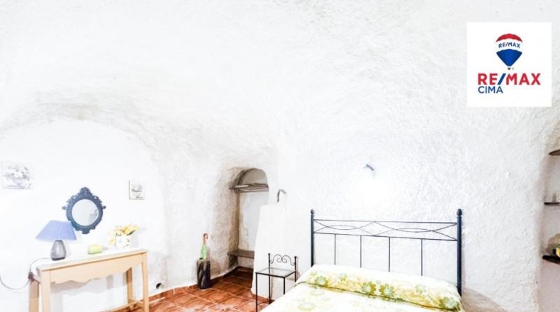 Granada - Cuevas del Campo - 10000m2