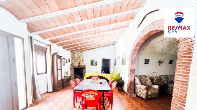 Granada - Cuevas del Campo - 10000m2