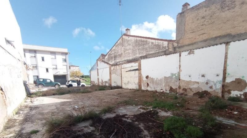 Tarragona - Caseres - 300m2
