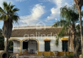 Chalet independiente con terreno en venta en la España, Marchena, ref: TR239543 foto