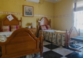 Chalet independiente con terreno en venta en la España, Don Benito, ref: TR387317 foto