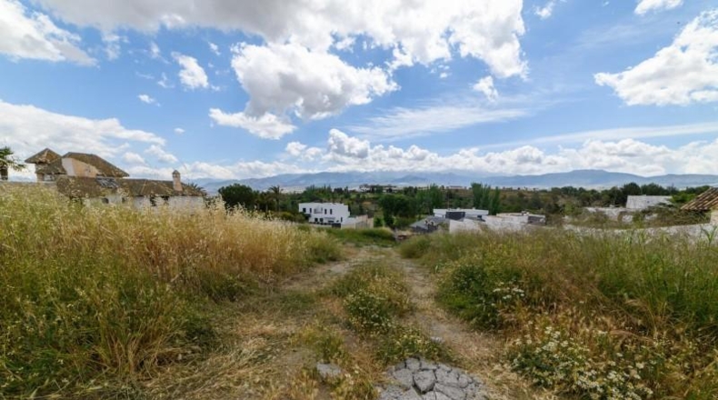 Granada - Los Llanos - 863m2
