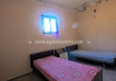 Chalet independiente con terreno en venta en la España, Icod de los Vinos, ref: TR405714 foto