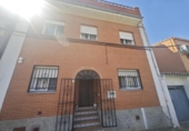Chalet independiente con terreno en venta en la España, Valdeobispo, ref: TR412751 foto