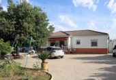 Chalet independiente con terreno en venta en la España, Encinarejo de Córdoba, ref: TR150840 foto