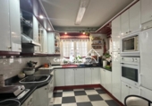 Отдельно стоящий дом с участком на продажу в городе Palaciosrubios Фото