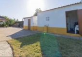 Chalet independiente con terreno en venta en la España, Córdoba, ref: TR334362 foto