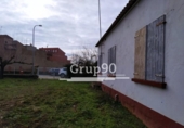 Участок с постройкой на продажу в городе Vilanova de Segrià Фото