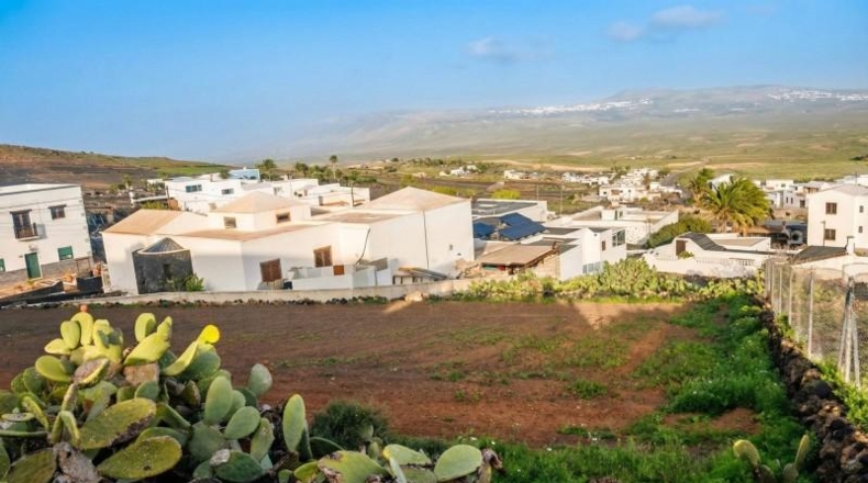 Лас-Пальмас - Teguise - 1000m2