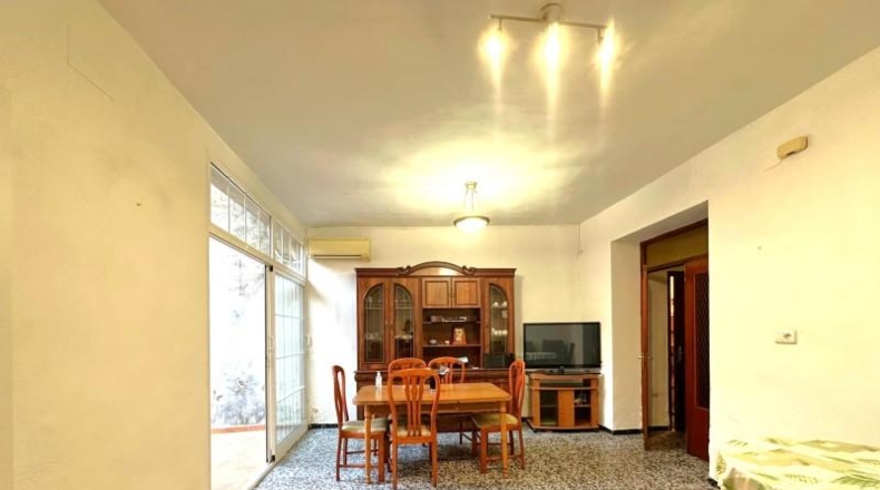 Валенсия - la Pobla Llarga - 148m2