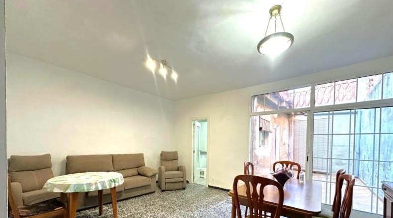 Валенсия - la Pobla Llarga - 148m2