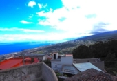 Chalet independiente con terreno en venta en la España, Icod de los Vinos, ref: TR160692 foto