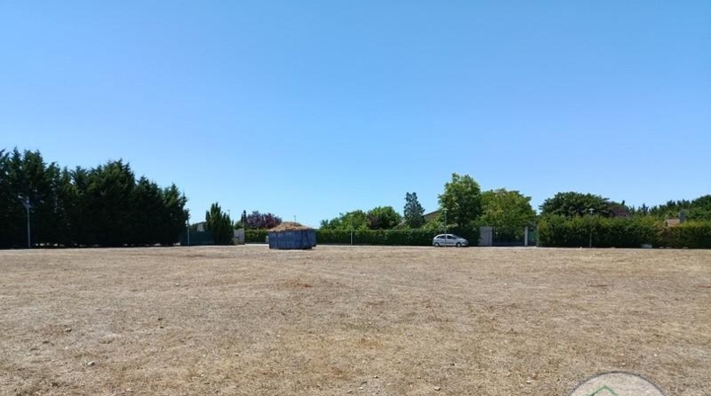 Valladolid - La Cistérniga - 2052m2