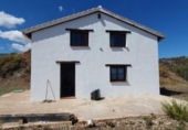 Country house with land for sale on España, Yunquera, ref: TR149706 photo