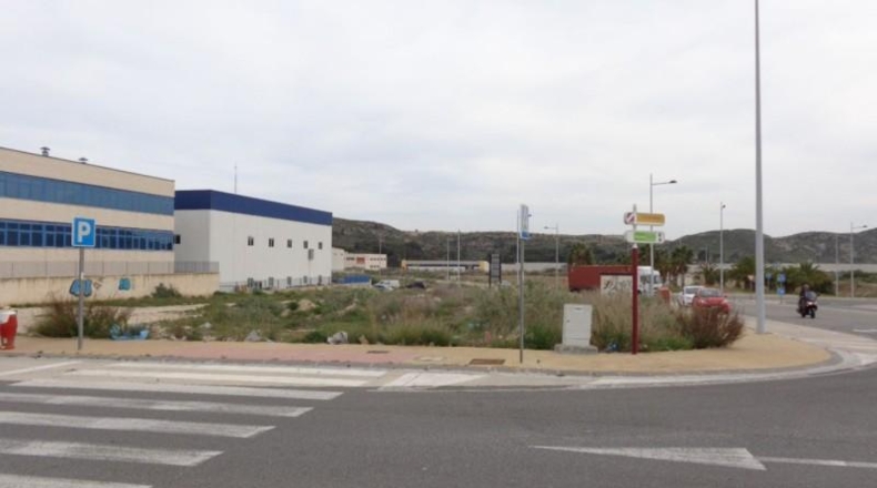 Alicante - Elda - 1781m2