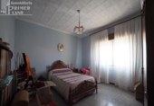 Дом с участком на продажу в городе Томельосо Фото