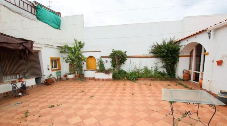 Badajoz - Montijo - 291m2