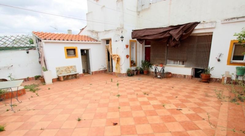 Badajoz - Montijo - 291m2