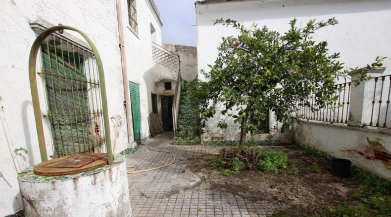 Badajoz - Пуэбла-де-ла-Касада - 601m2
