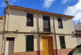 Almansa 372&nbsp;m²