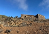 Chalet independiente con terreno en venta en la España, Granadilla de Abona, ref: TR399290 foto
