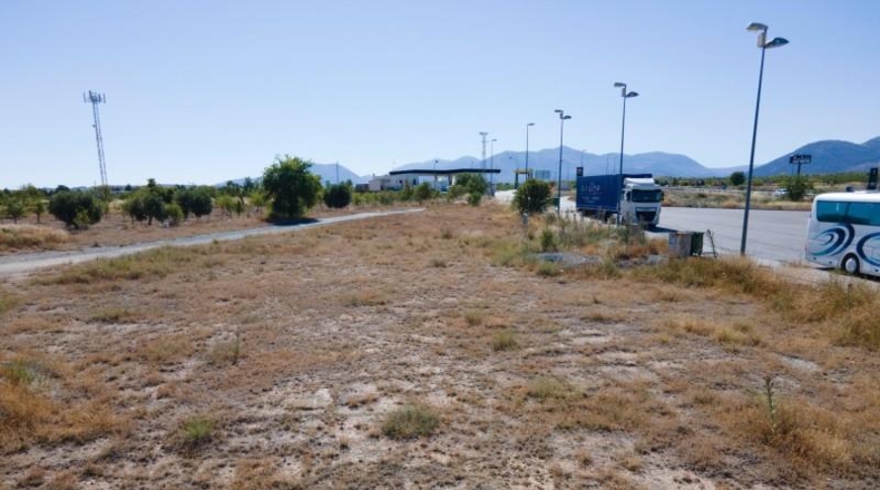 Granada - Baza - 860m2