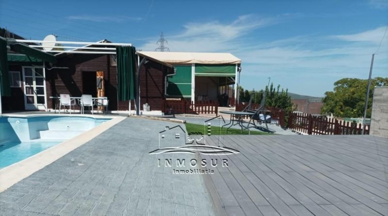 Córdoba - Lucena - 2000m2