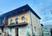 Country house with land for sale on España, San Miguel de Luena, ref: TR411275 photo