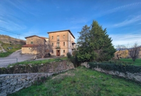 Mercadillo (Entrambasaguas) 1200&nbsp;м²