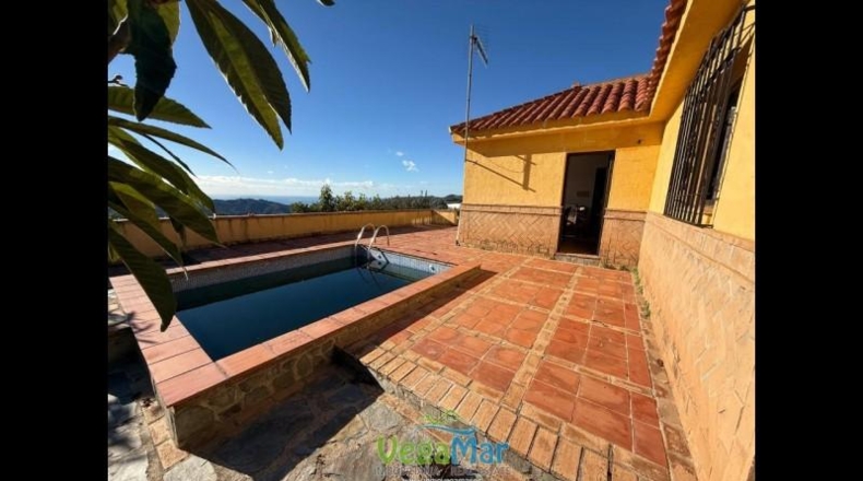 Córdoba - Almodóvar del Río - 2100m2