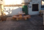 Chalet independiente con terreno en venta en la España, Albacete, ref: TR400702 foto