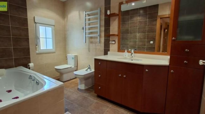 Burgos - Anguix - 181m2
