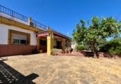 Chalet independiente con terreno en venta en la España, Alcolea, ref: TR245197 foto