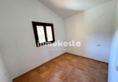 Chalet independiente con terreno en venta en la España, Relleu, ref: TR369037 foto
