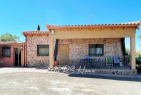 Barajas de Melo 1925&nbsp;m²
