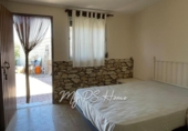 Chalet independiente con terreno en venta en la España, Barajas de Melo, ref: TR410258 foto
