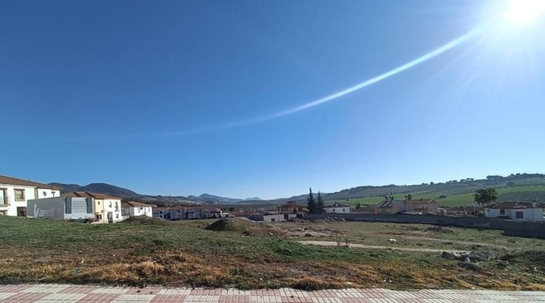 Granada - Íllora - 8079m2