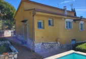 Chalet independiente con terreno en venta en la España, Maçanet de la Selva, ref: TR411402 foto
