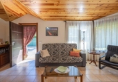 Chalet independiente con terreno en venta en la España, Traspinedo, ref: TR403407 foto