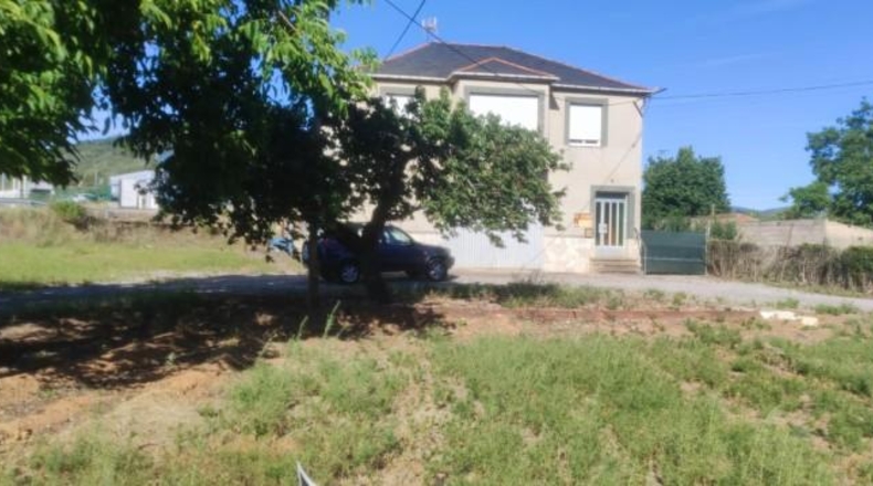 León - Ponferrada - 1500m2