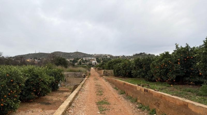 València - Chiva - 33000m2