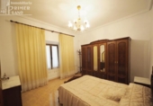 Дом с участком на продажу в городе Томельосо Фото
