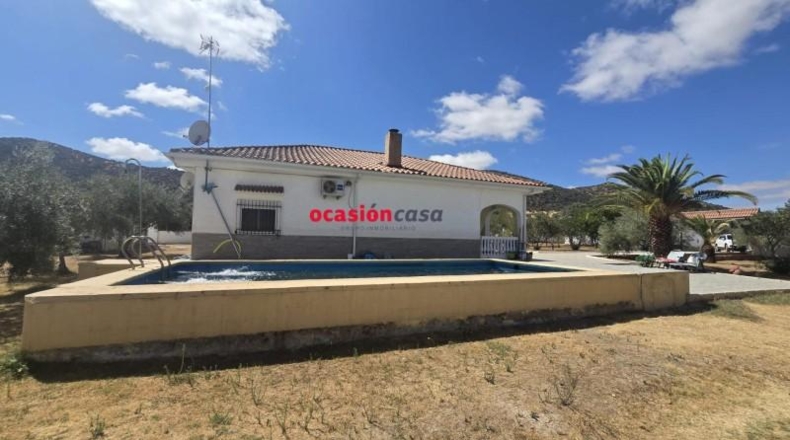 Córdoba - Peñarroya-Pueblonuevo - 2500m2